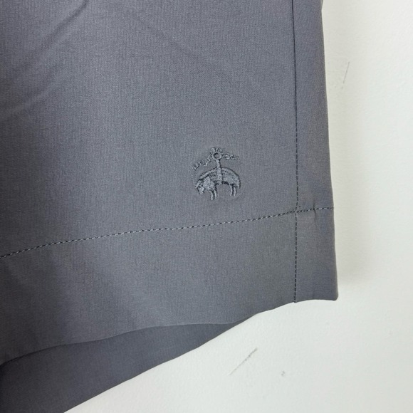Brooks Brothers Gray Men's Solid Golf Shorts NWT Size 30 - Picture 4 of 7